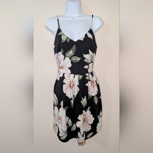 Monteau Size Large Spring Summer Floral Sun Dress Like New